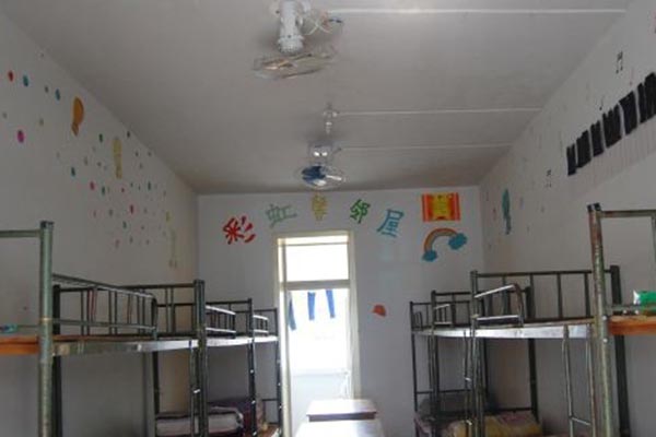 宜宾职业技术学校宿舍条件食堂环境